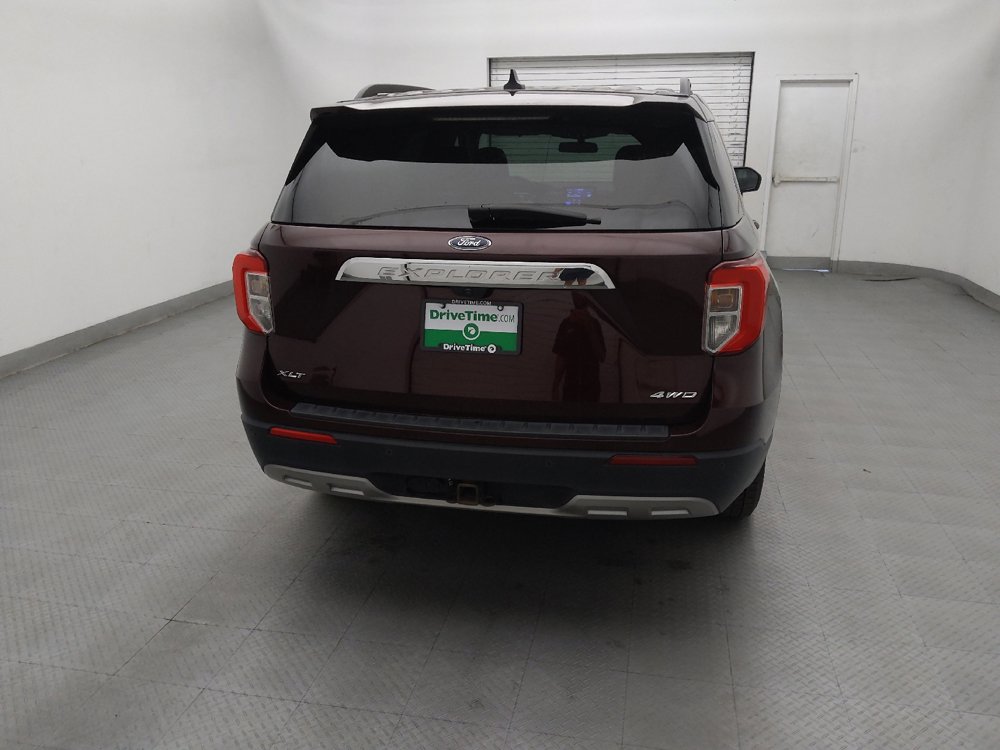 Used 2022 Ford Explorer XLT w/ Equipment Group 202A AWD/4WD image 7