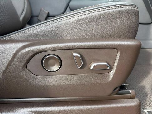 Used 2021 GMC Yukon Denali RWD image 24