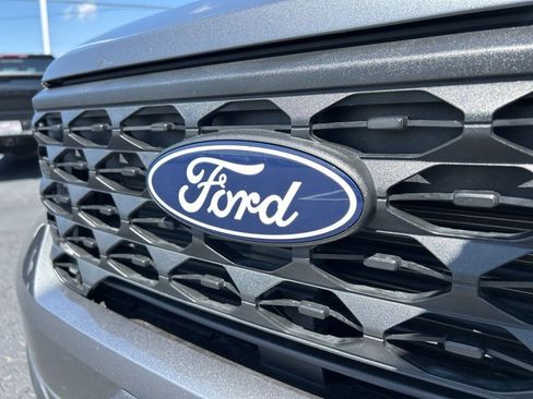 Used 2025 Ford Maverick XLT w/ Equipment Group 302A AWD/4WD image 10