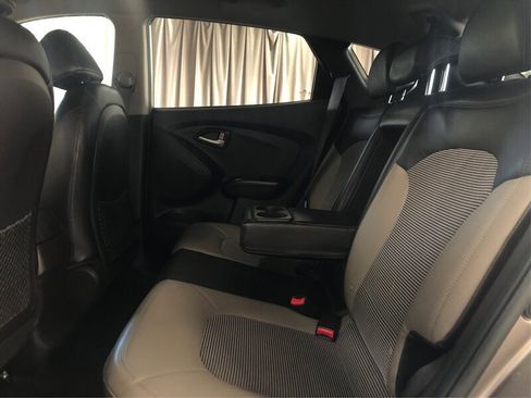 Used 2012 Hyundai Tucson GLS image 10