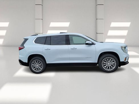 New 2026 GMC Acadia Denali w/ Super Cruise Package image 4