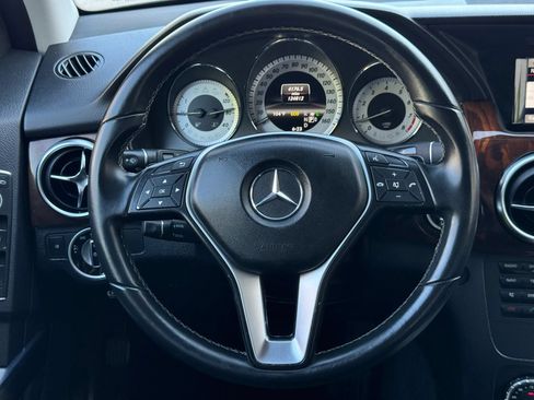 Used 2013 Mercedes-Benz GLK 350 2WD image 30