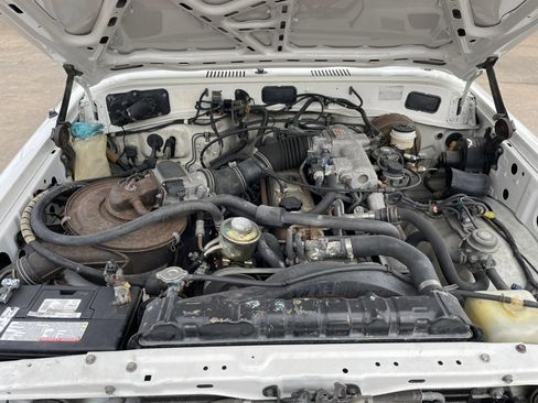 Used 1988 Toyota Land Cruiser image 32