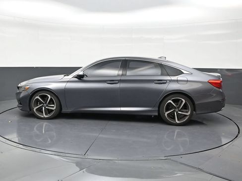 Used 2020 Honda Accord Sport image 2