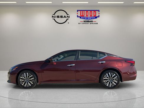 Certified 2023 Nissan Altima 2.5 SV FWD image 5