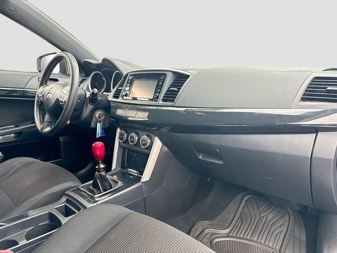 Used 2017 Mitsubishi Lancer ES FWD image 29