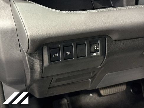 New 2026 Subaru Ascent Limited AWD/4WD image 10