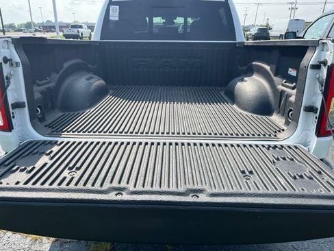 Used 2023 RAM 1500 Big Horn AWD/4WD image 2
