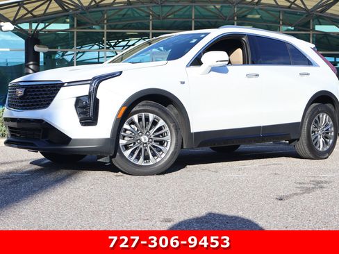 Used 2024 Cadillac XT4 Premium Luxury w/ Technology Package FWD image 1