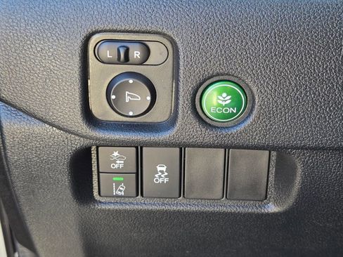 Used 2022 Honda Pilot TrailSport image 29