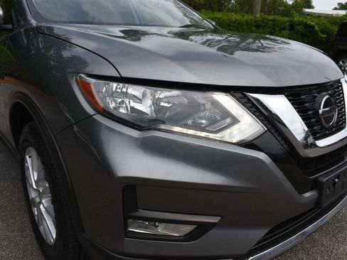 Used 2019 Nissan Rogue SV AWD/4WD image 37