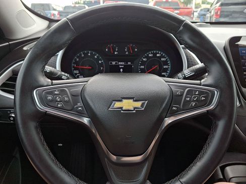 Used 2024 Chevrolet Malibu RS FWD image 18
