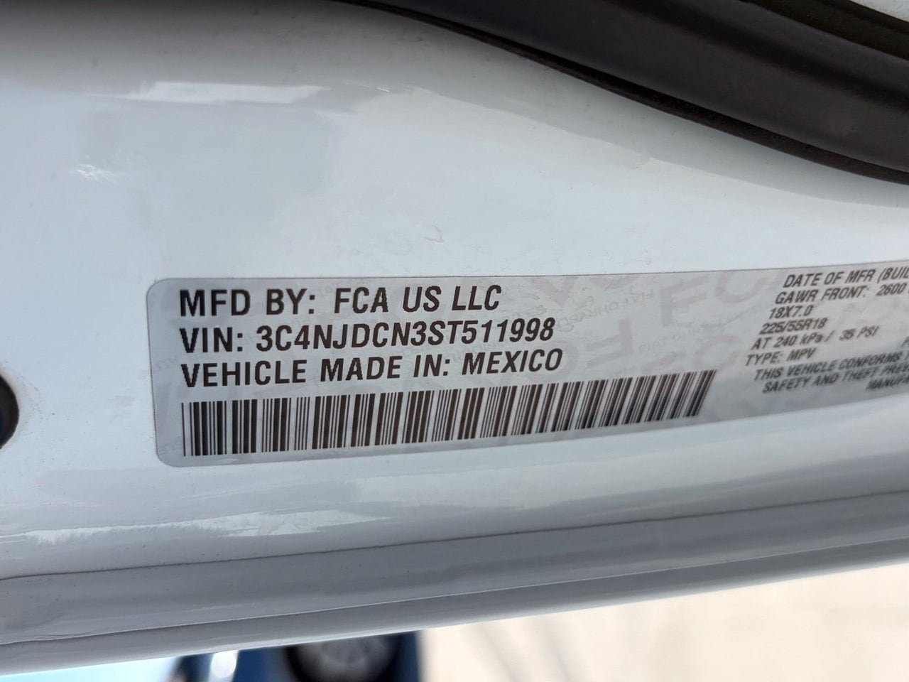 Used 2025 Jeep Compass Limited AWD/4WD image 13