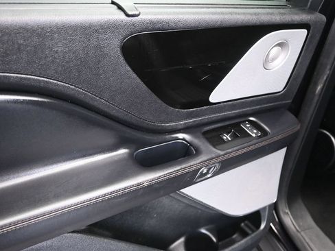 Used 2020 Lincoln Aviator Reserve w/ Equipment Group 201A RWD image 15