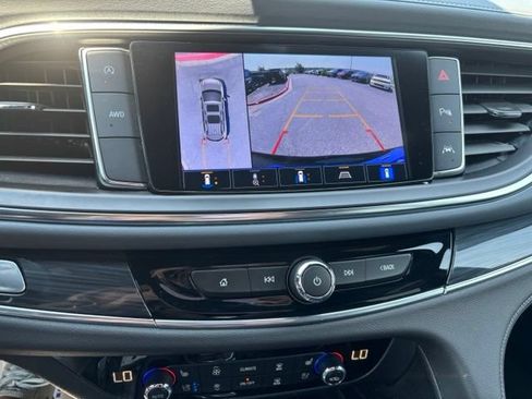 Used 2022 Buick Enclave Premium w/ Experience Buick Package AWD/4WD image 31