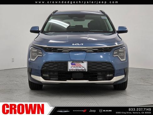 Used 2023 Kia Niro Wave FWD image 2
