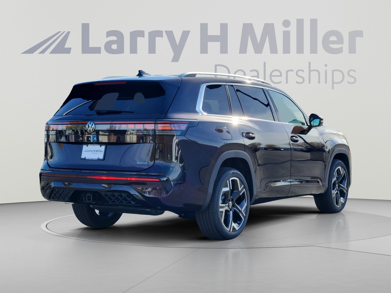 New 2027 Volkswagen Atlas SEL Premium R-Line AWD/4WD image 5