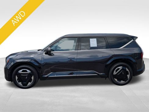 Certified 2024 Kia EV9 Land AWD/4WD image 2