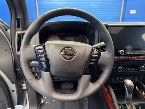 Used 2026 Nissan Frontier PRO-4X w/ Pro Premium Package AWD/4WD image 14