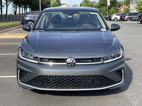 New 2026 Volkswagen Jetta SE FWD image 2