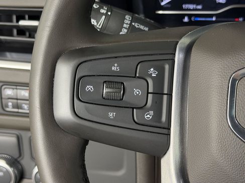 Certified 2023 GMC Yukon XL SLT w/ SLT Luxury Package RWD image 27