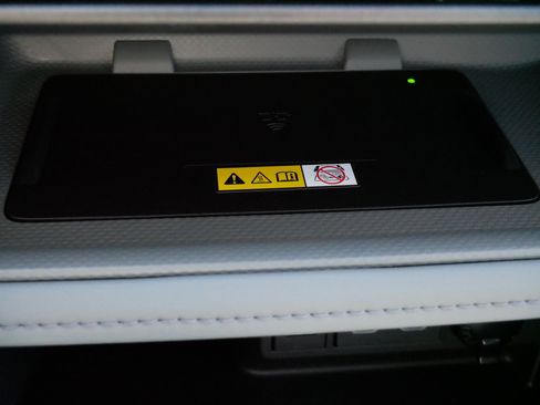 Certified 2025 Toyota Highlander Limited image 31