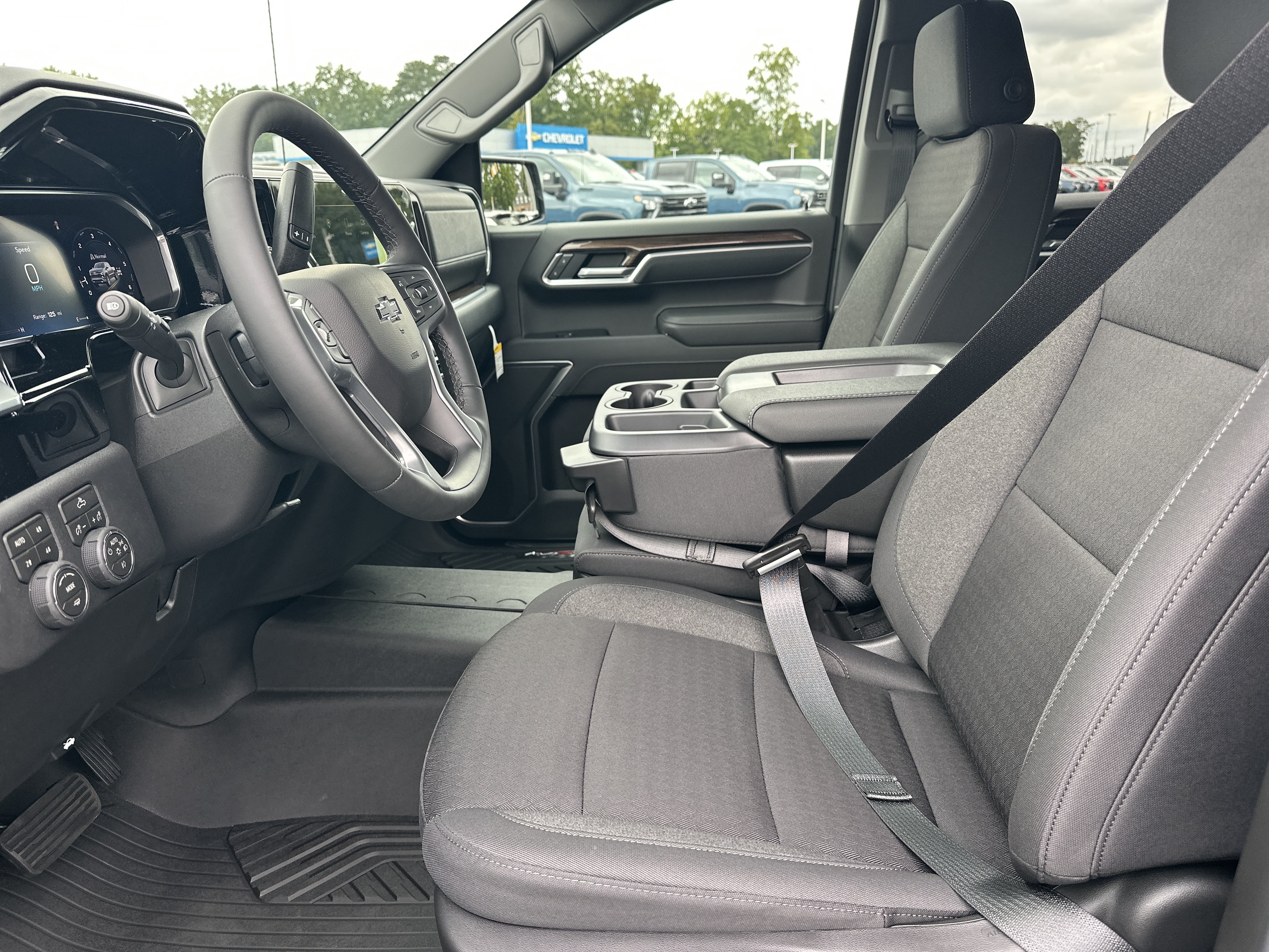 New 2026 Chevrolet Silverado 1500 RST AWD/4WD image 11