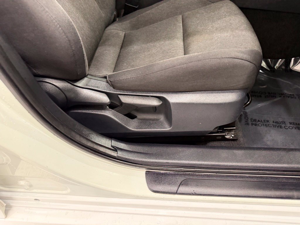 Used 2025 Toyota Camry LE FWD image 21