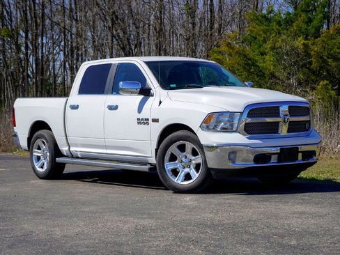 Used 2018 RAM 1500 Lone Star image 2