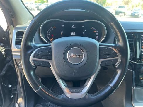 Used 2020 Jeep Grand Cherokee Limited AWD/4WD image 26