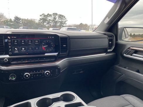 Used 2024 GMC Sierra 1500 Elevation w/ X31 Off-Road Package image 25