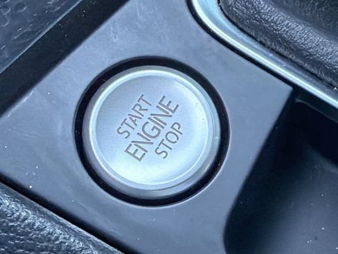 Used 2023 Volkswagen Jetta GLI Autobahn FWD image 34