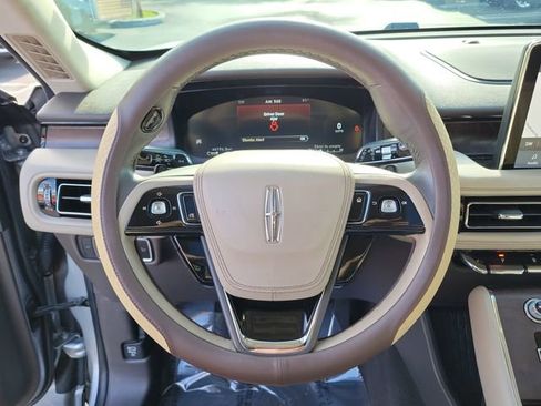 Used 2022 Lincoln Aviator Reserve w/ Class IV Trailer Tow Package RWD image 26