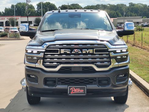 New 2025 RAM 3500 Limited image 2