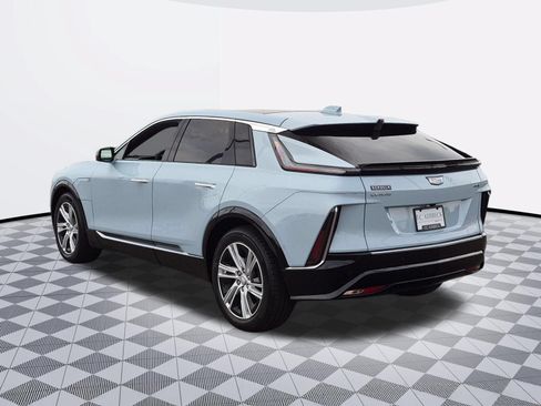 Certified 2024 Cadillac Lyriq Tech w/ Driver Assist Package RWD image 5