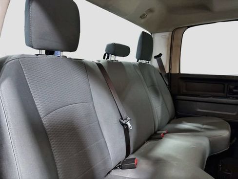 Used 2018 RAM 1500 Express AWD/4WD image 20