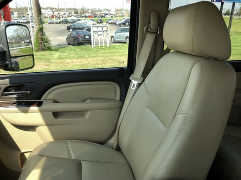 Used 2013 GMC Sierra 3500 Denali image 31