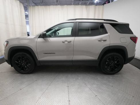 Used 2026 GMC Terrain Elevation w/ Elevation Premium Package AWD/4WD image 24