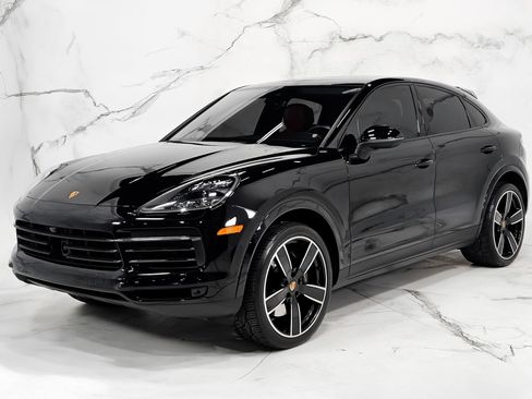 Used 2022 Porsche Cayenne Coupe image 6