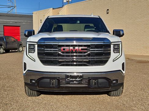 Used 2022 GMC Sierra 1500 SLT w/ SLT Convenience Package image 10