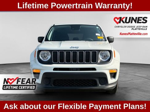 Used 2023 Jeep Renegade Latitude AWD/4WD image 3