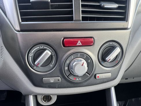 Used 2012 Subaru Forester 2.5X Premium w/ Popular Pkg 3 image 26