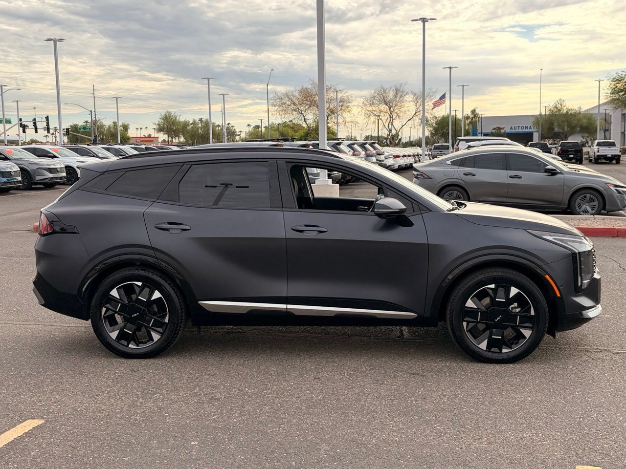 Used 2026 Kia Sportage SX FWD image 7