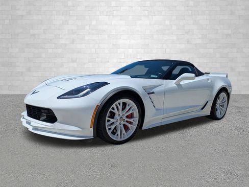 Used 2016 Chevrolet Corvette Z06 w/ 3LZ Preferred Equipment Group RWD image 5