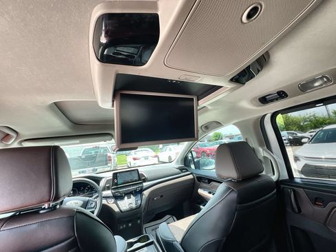 Used 2025 Honda Odyssey Elite image 28