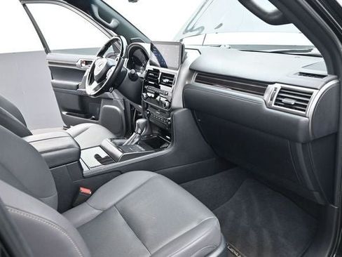 Used 2023 Lexus GX 460 Premium w/ Premium Package AWD/4WD image 29