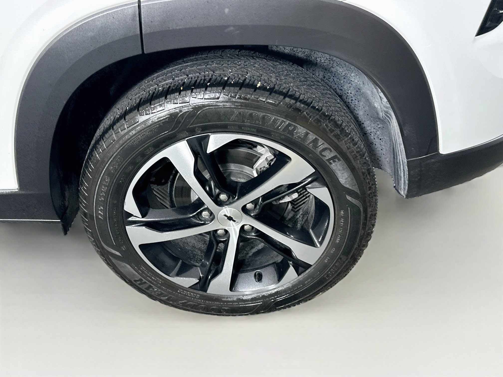 Used 2025 Chevrolet Trax RS w/ Driver Confidence Package FWD image 11