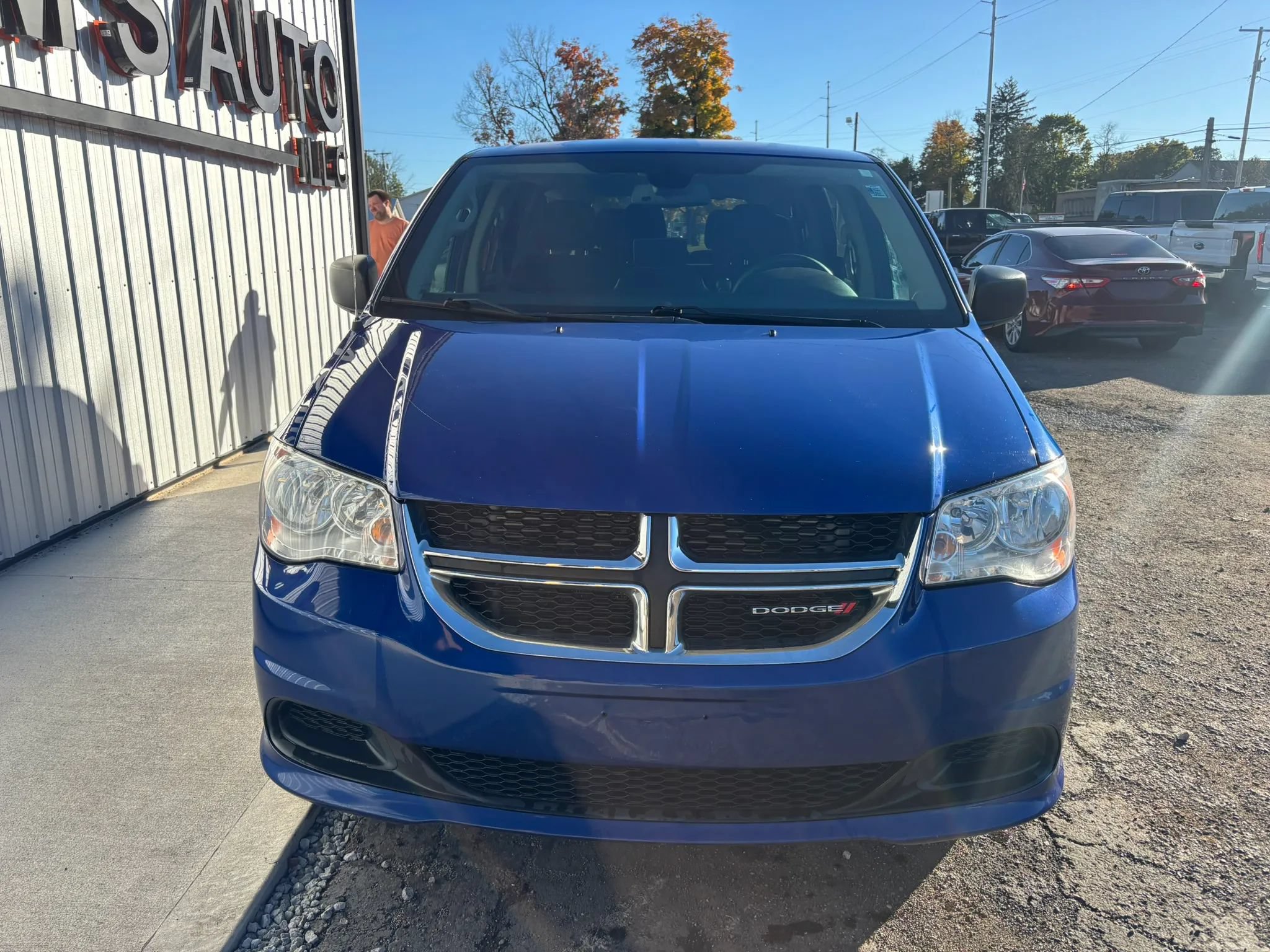 Used 2019 Dodge Grand Caravan SE FWD image 11