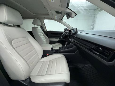 Used 2024 Honda CR-V EX-L image 11