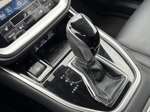 Certified 2025 Subaru Outback Limited image 21